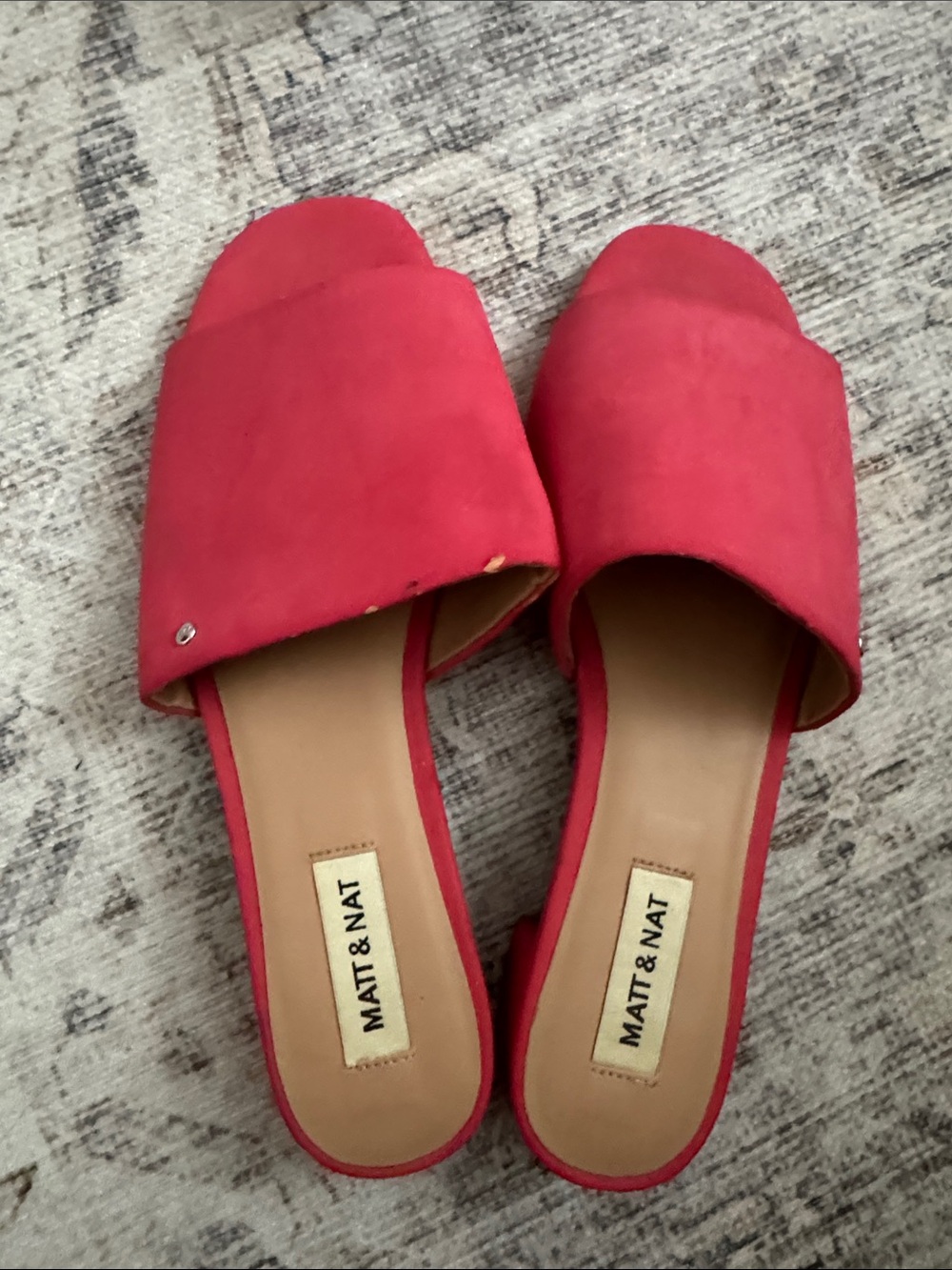 MATT & NAT Women's Pink Slide Sandals